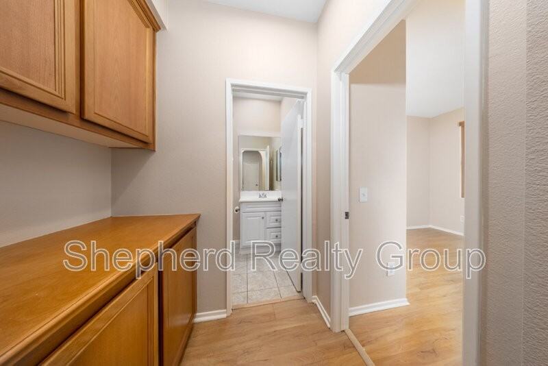 2985 Breezy Meadow Cir - Photo 5 of 50