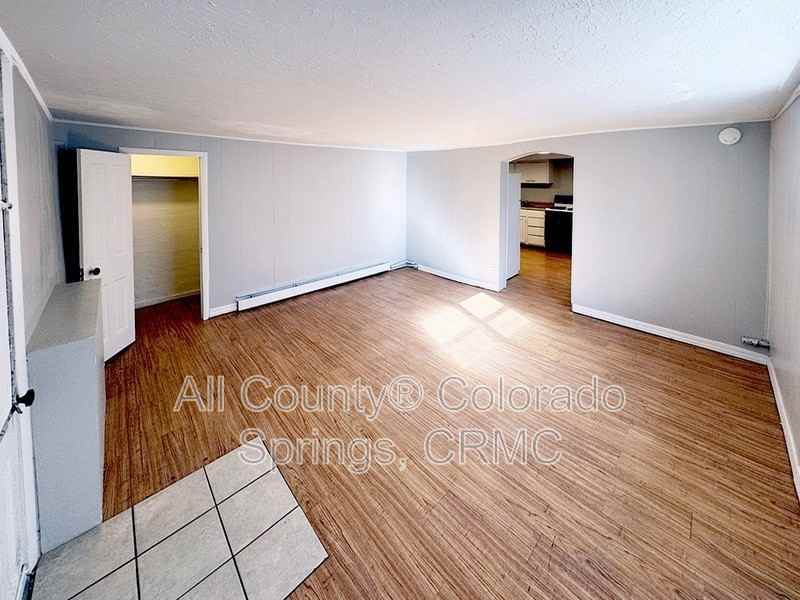 1632 W Kiowa St #5 - Photo 2 of 14