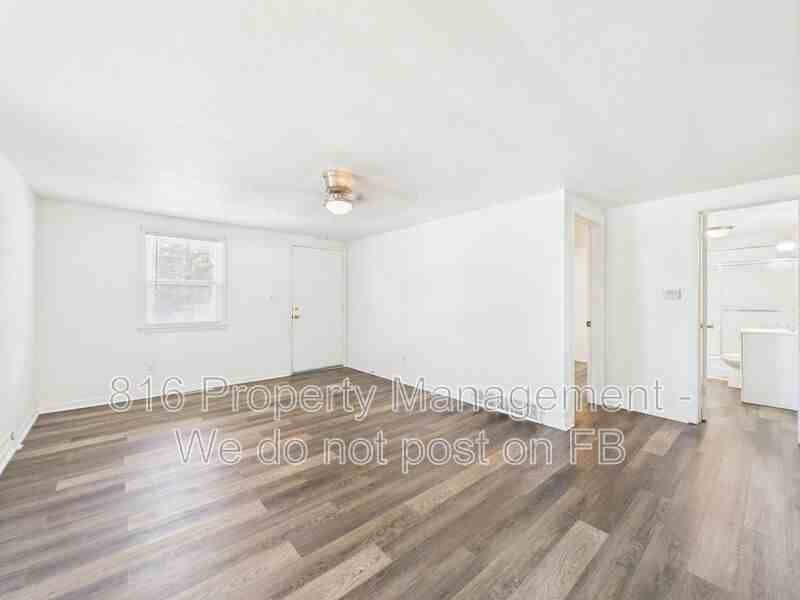 639 S Crysler Ave - Photo 2 of 17