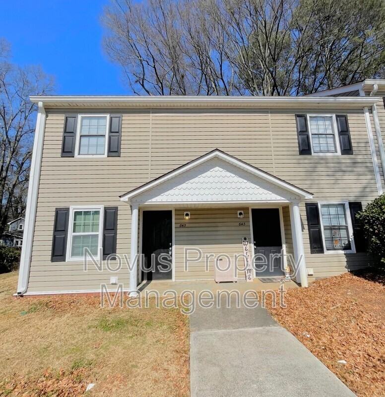 645 South St - Photo 2 of 12