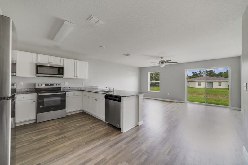 687 Gila Dr - Photo 2 of 12