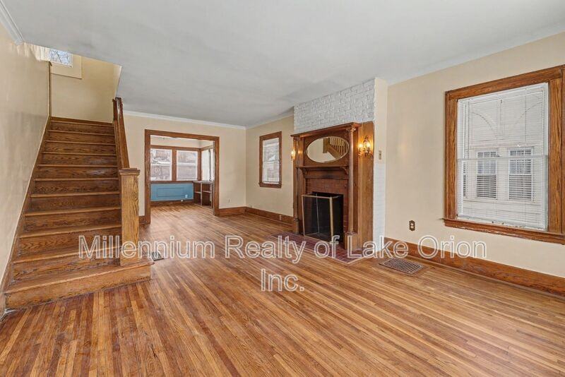 52 E Iroquois Rd - Photo 5 of 30