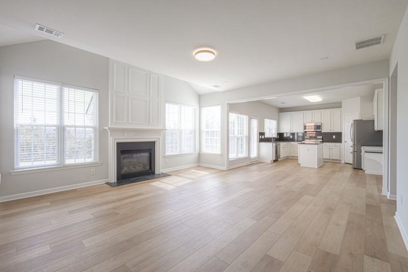 9737 Jupiter Forest Dr - Photo 3 of 10