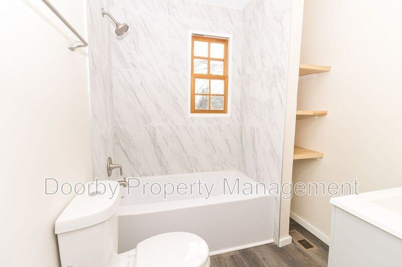 3108 Mary Walker Pl - Photo 4 of 14