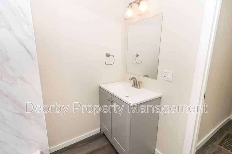 3108 Mary Walker Pl - Photo 5 of 14