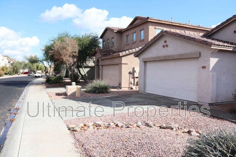 16857 W Central St - Photo 2 of 3