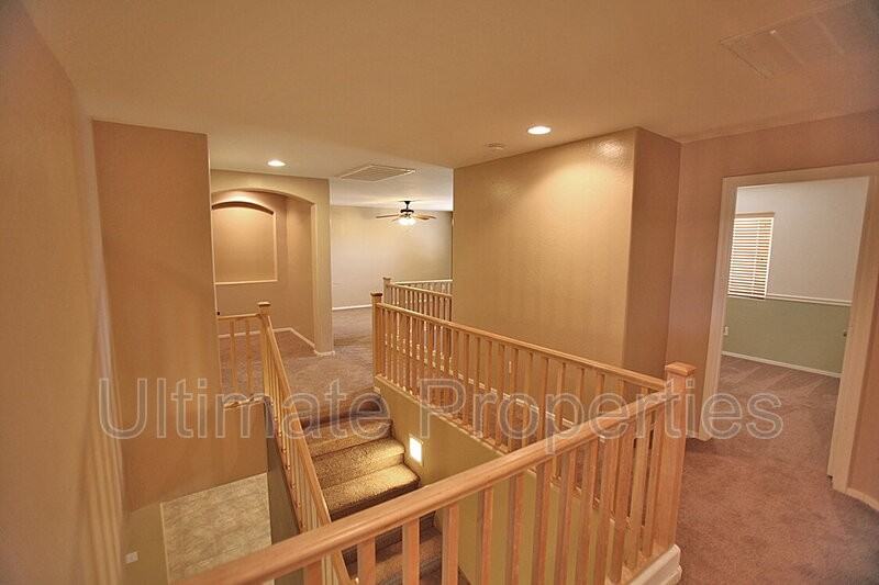 18447 W Caribbean Ln - Photo 7 of 13