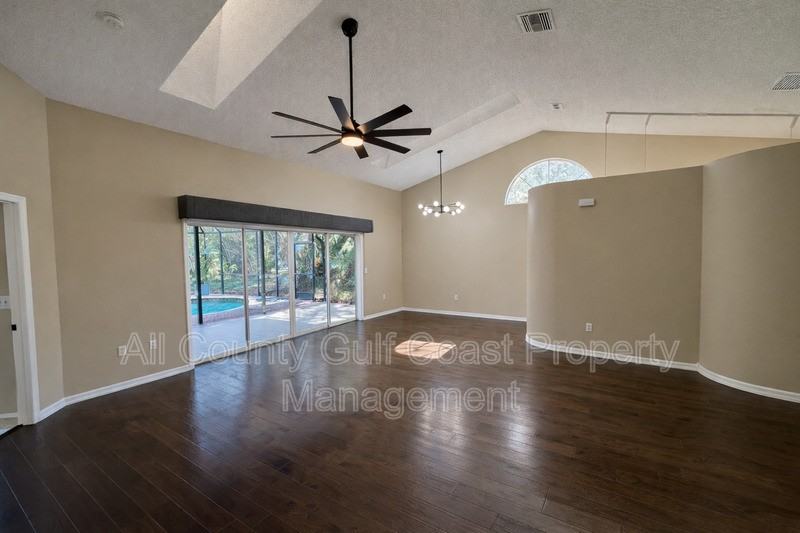 4935 82nd Pl E - Photo 3 of 15