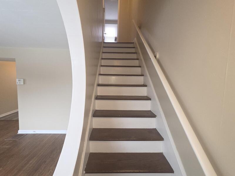 1519 W 28th St - Photo 5 of 10