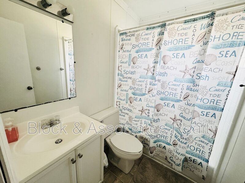 3501 Glendale Dr #D - Photo 7 of 8