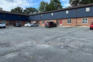 115 College St #12 - Photo 1 of 1