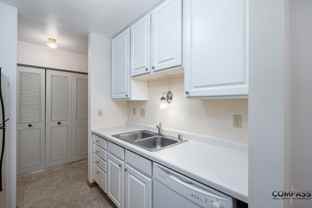 Half Moon Lake Apartments - Photo 1 of 1