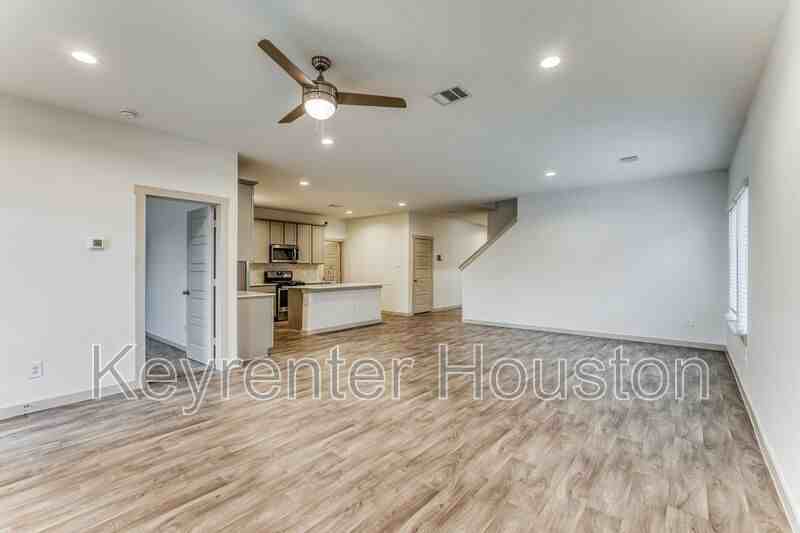 7830 Cattleman Valley Dr - Photo 3 of 15