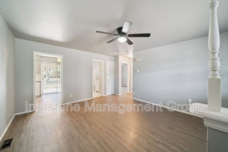 5822 E 35th St - Photo 5 of 16