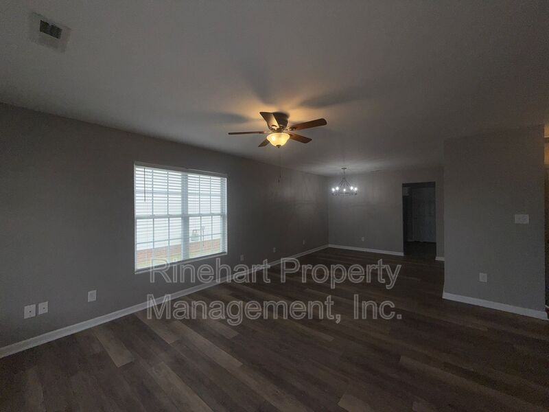 1024 Cherry Meadow Ln #7B - Photo 4 of 10