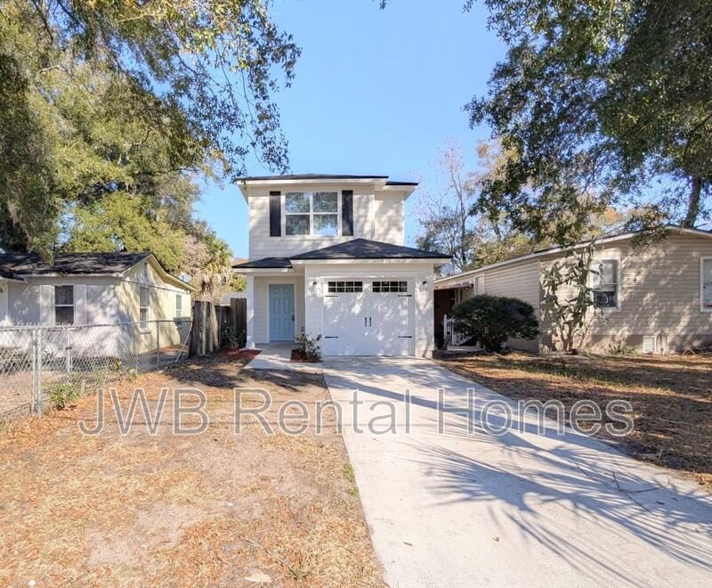 8835 Hare Ave - Photo 2 of 19