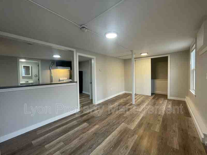 157 Rathbun St #GL - Photo 7 of 10