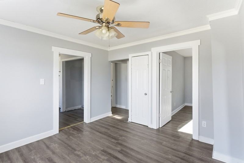 1514 Monroe Ave - Photo 2 of 10