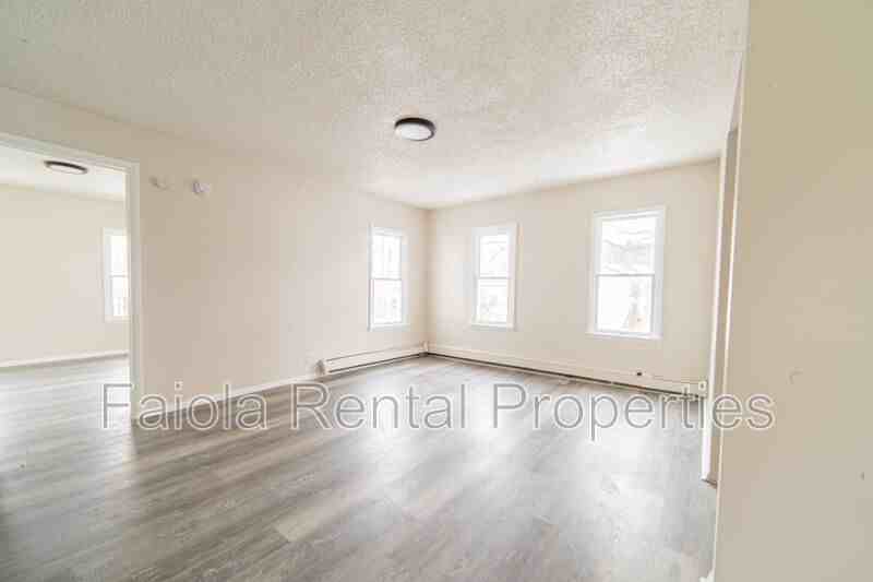 202 N 7th St #2ndFL - Photo 2 of 10