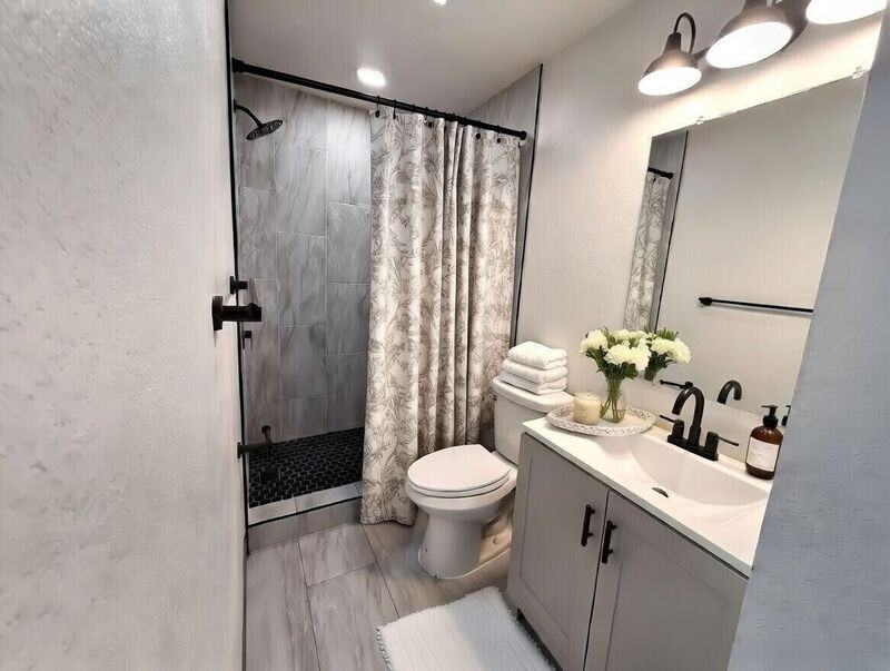 2162 Flintridge Dr - Photo 5 of 5