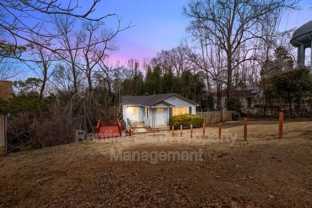 942 Hillcrest Ave - Photo 1 of 1