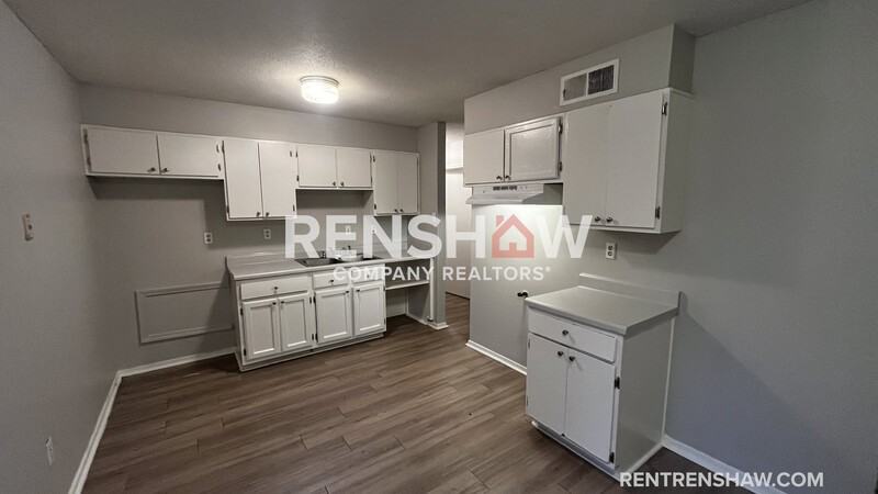 3666 Bluff Wood Dr - Photo 3 of 14