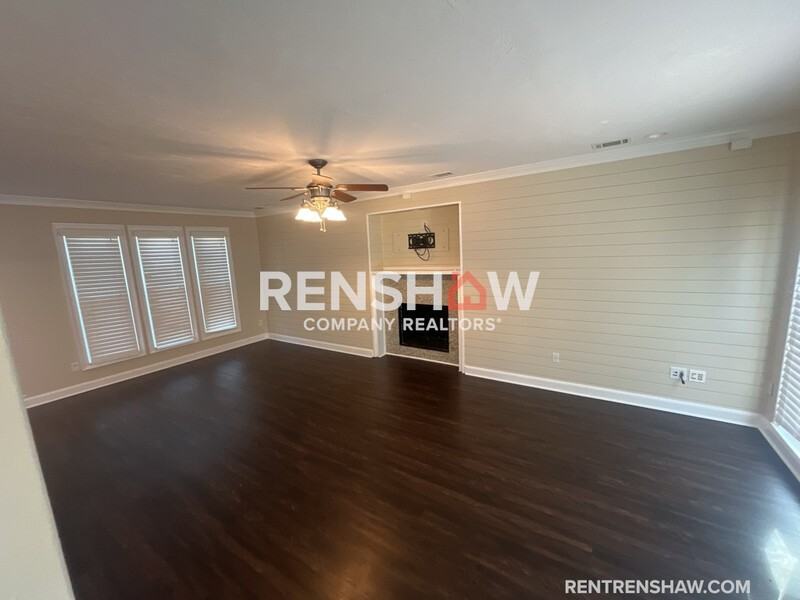 2957 Woffington Ln - Photo 2 of 33