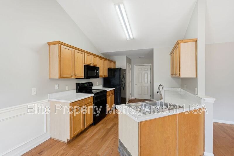 5055 Blue Goose Ct - Photo 7 of 26