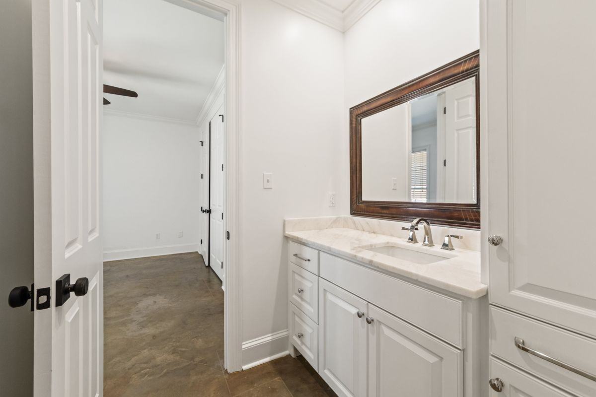 415 Harbor Rd - Photo 3 of 45