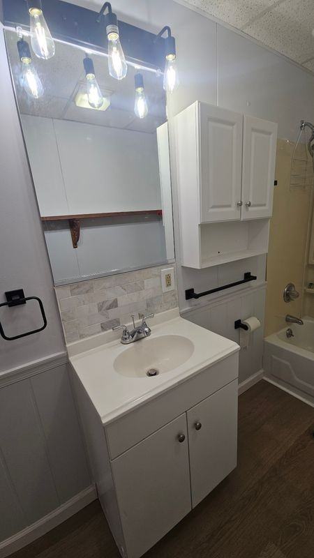 117 S Warren St - Photo 2 of 20