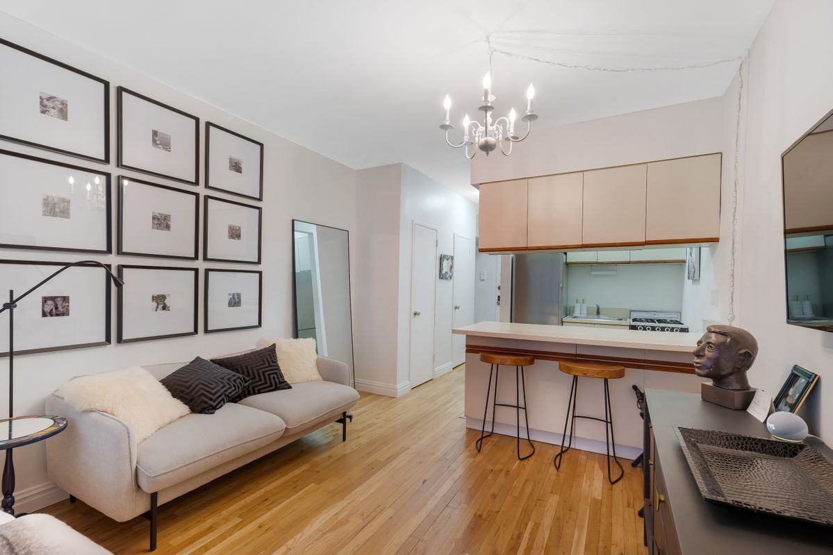 444 E 87th St ##3e - Photo 2 of 8