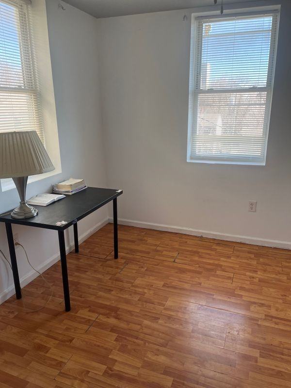 2351 N Park Ave - Photo 2 of 4