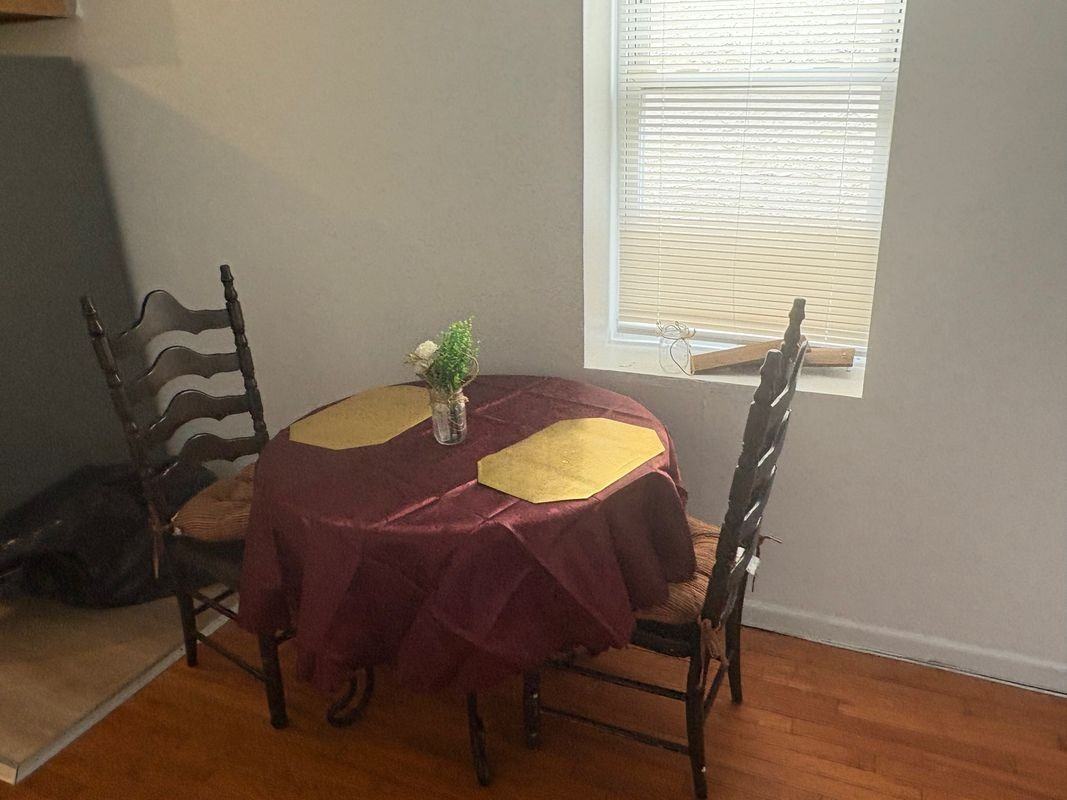 2351 N Park Ave - Photo 3 of 4