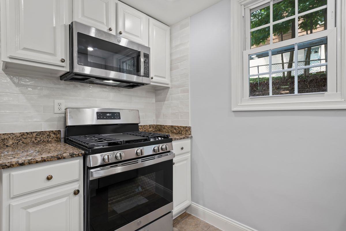 1612 Florida Ave - Photo 6 of 45