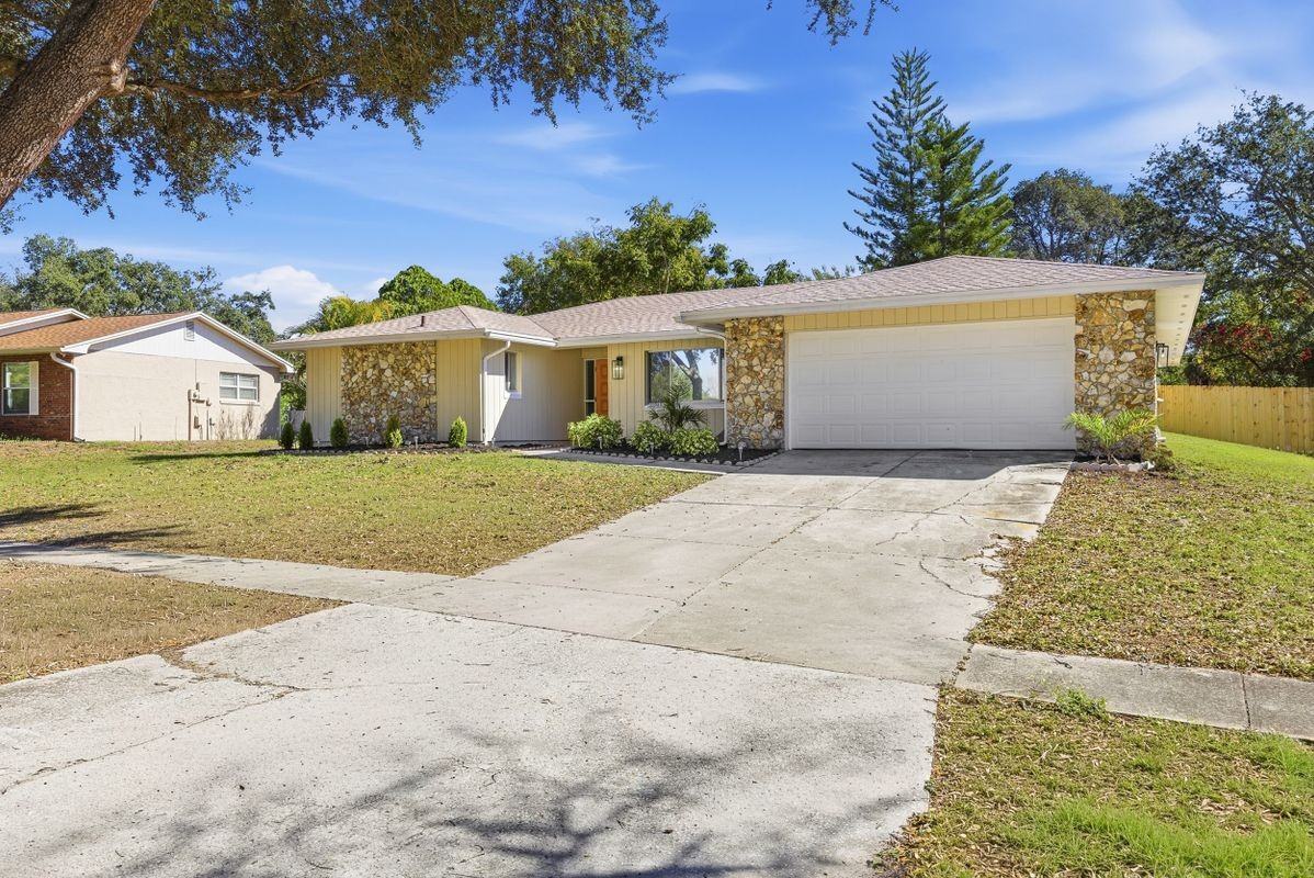 6649 Pampus Dr - Photo 2 of 49