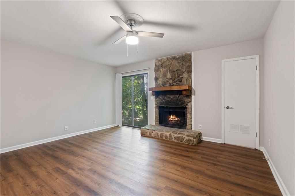 580 Northridge Crossing Dr - Photo 3 of 17