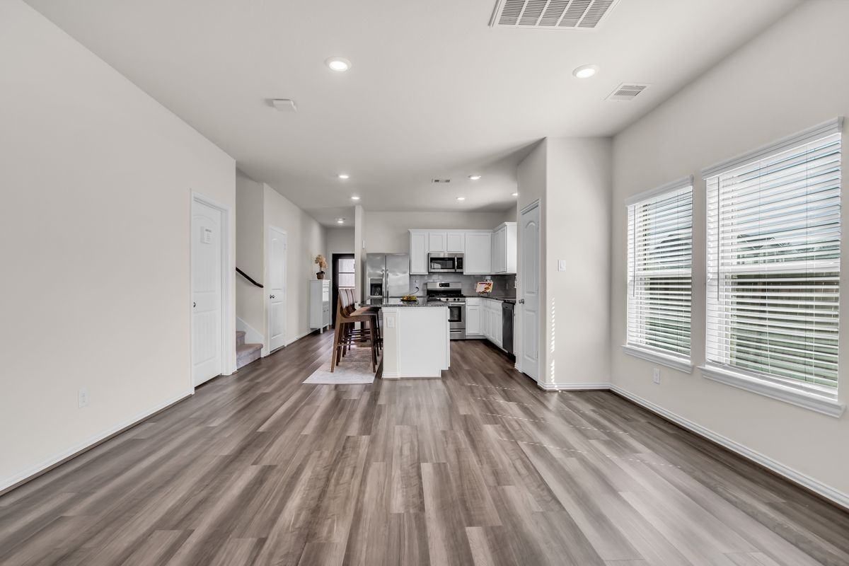 28130 Aspen Horizon Dr - Photo 7 of 25