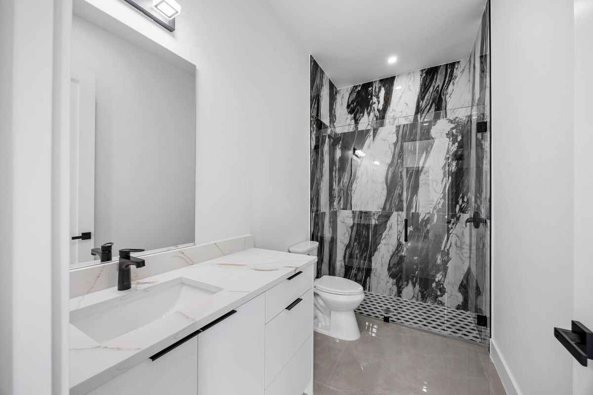 1057 Halby Ave S - Photo 7 of 15