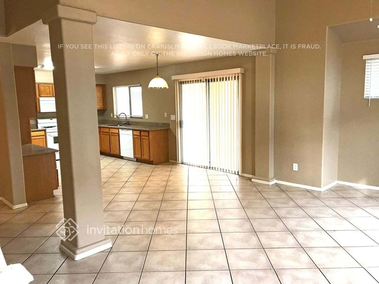 11194 W Granada Rd - Photo 4 of 10