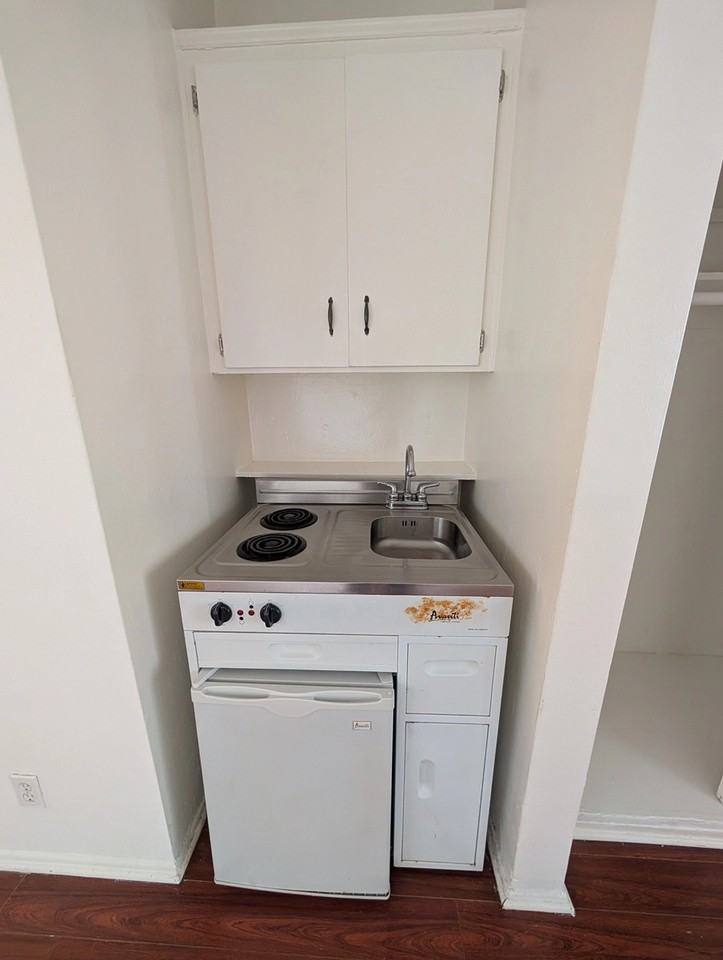 3630 Westwood Blvd - Photo 6 of 50