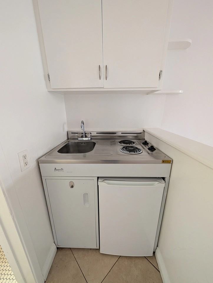 3630 Westwood Blvd - Photo 7 of 50