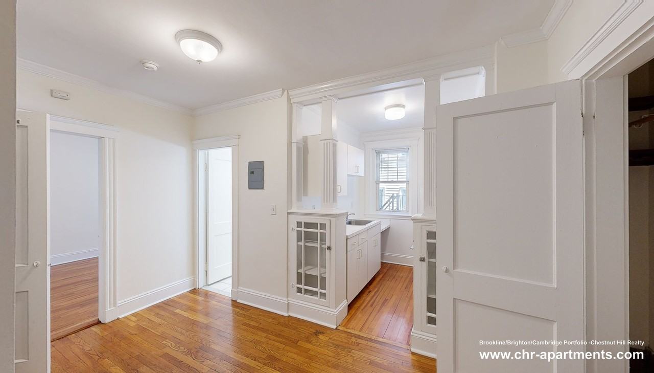 24 Wendell St #7