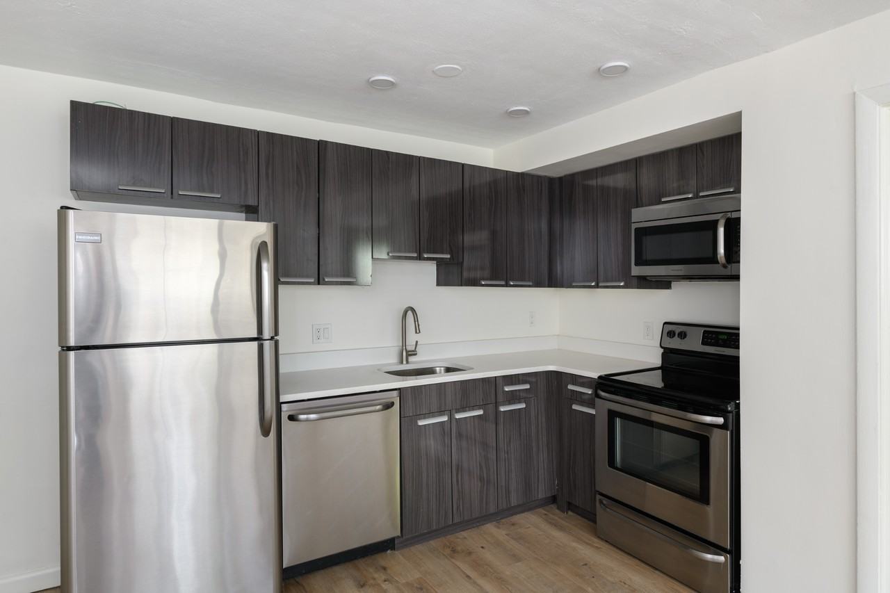 40 Parker Hill Ave #2 - Photo 3 of 6