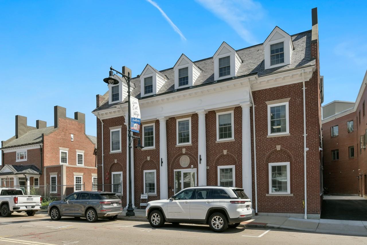 410 Washington St #204 - Photo 2 of 19