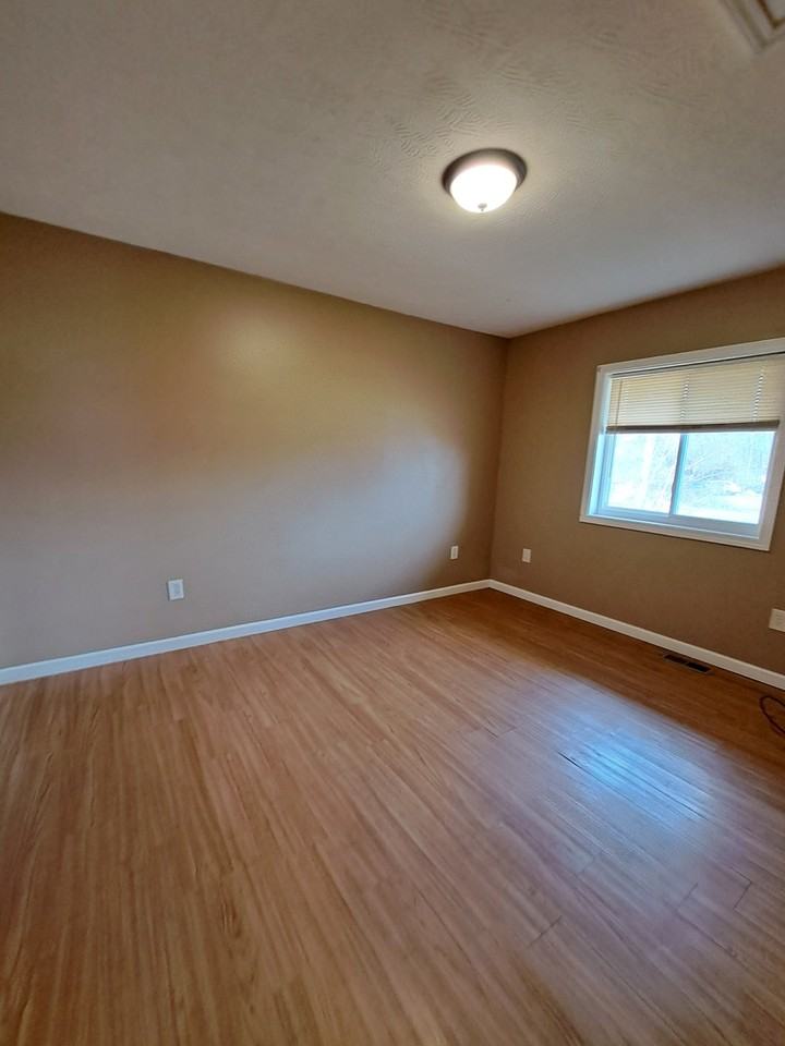 4325 Fair Oaks Rd #1 - Photo 5 of 7