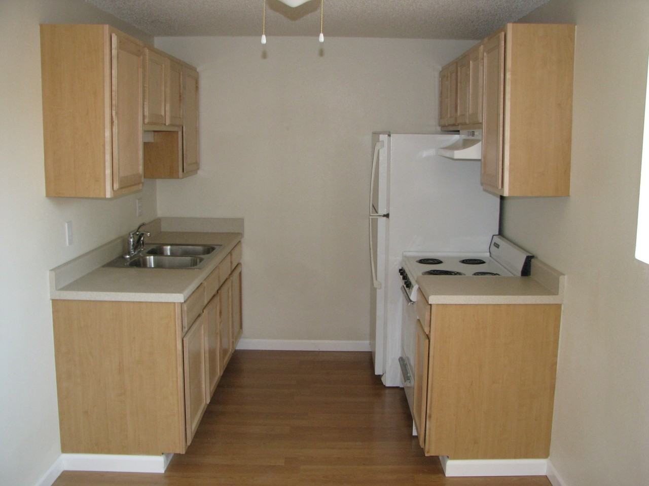 1752 Chester St #101 - Photo 2 of 9