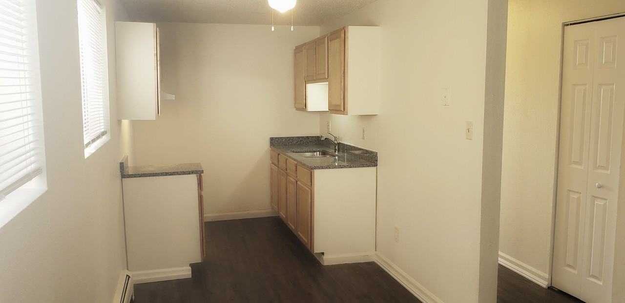 1752 Chester St #101 - Photo 3 of 9