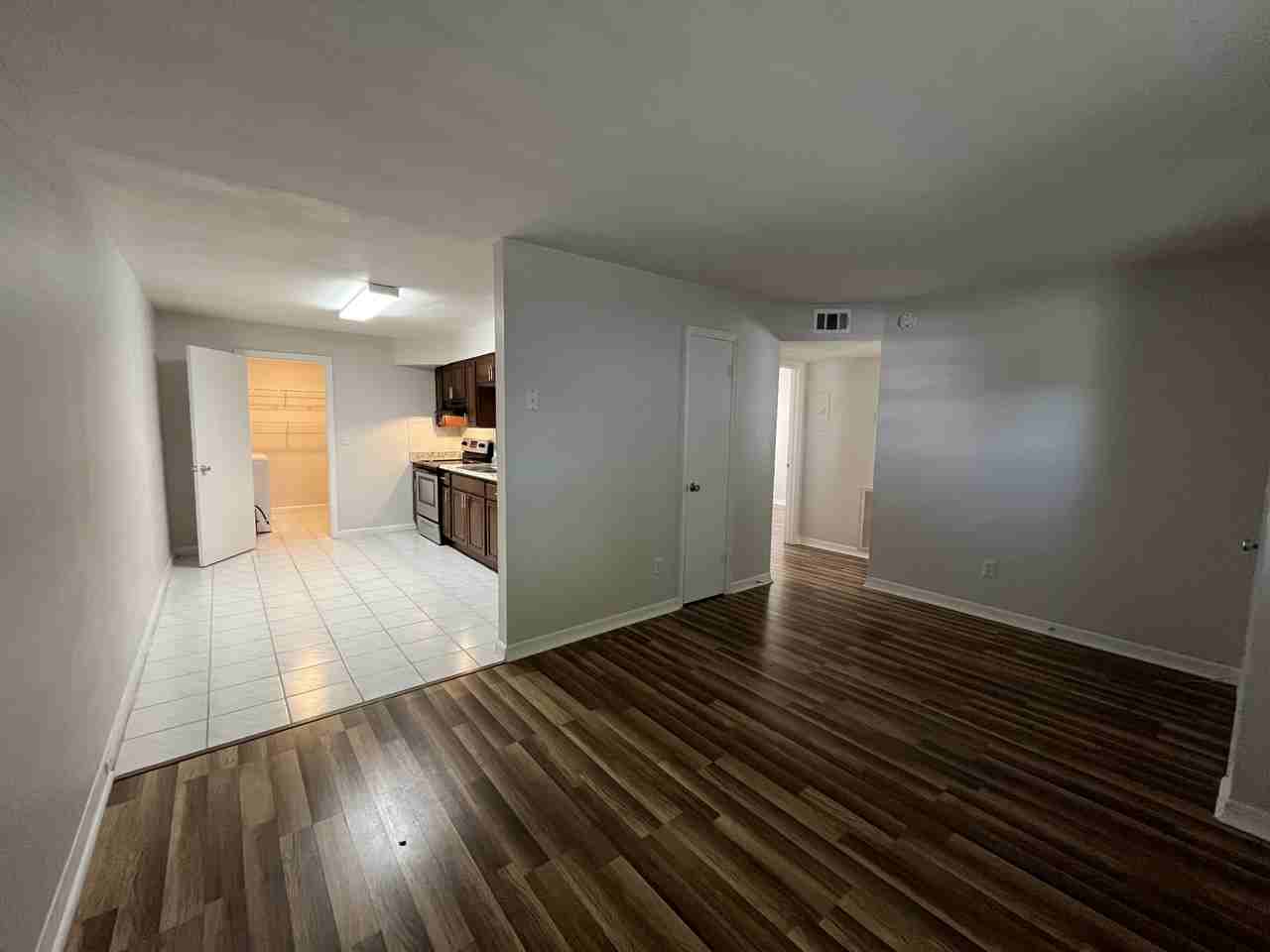 310 S Orleans Ave #310A - Photo 2 of 19