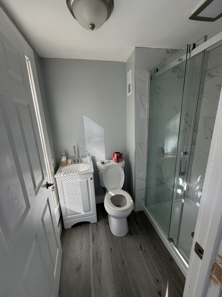 212 School St #2L - Photo 3 of 12