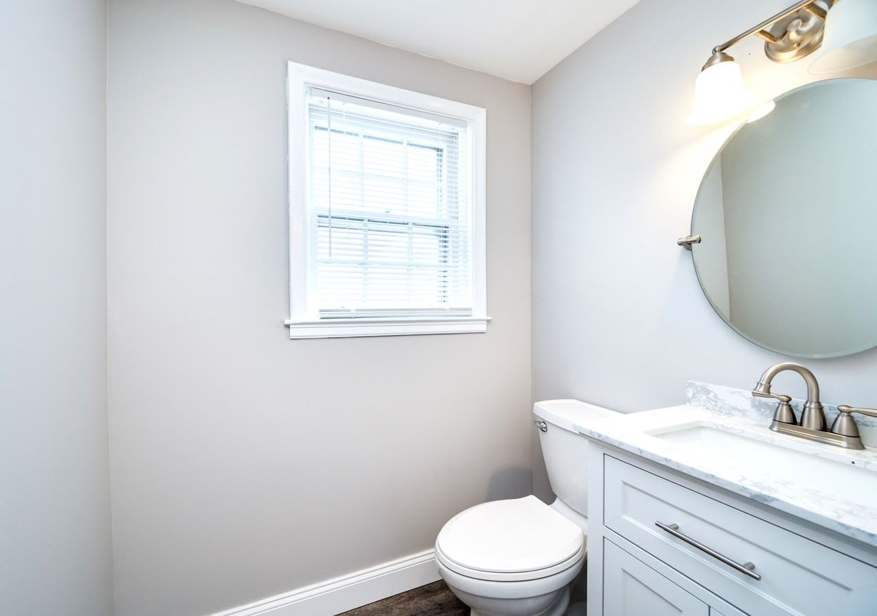 1543 Schuylkill Ave #2 - Photo 6 of 17
